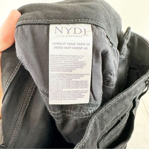 NYDJ Black Marilyn Straight Leg Jeans Denim Size 14 Stretch - Picture 7 of 7